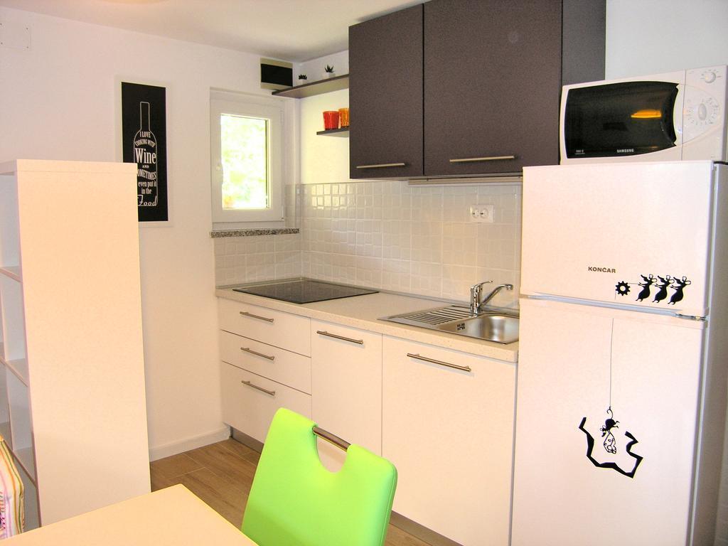 Apartments Ines 크르크 외부 사진